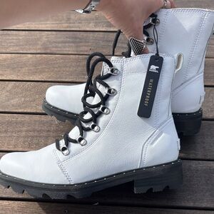 Sorel 8.5 Lennox Lace Casual Boot